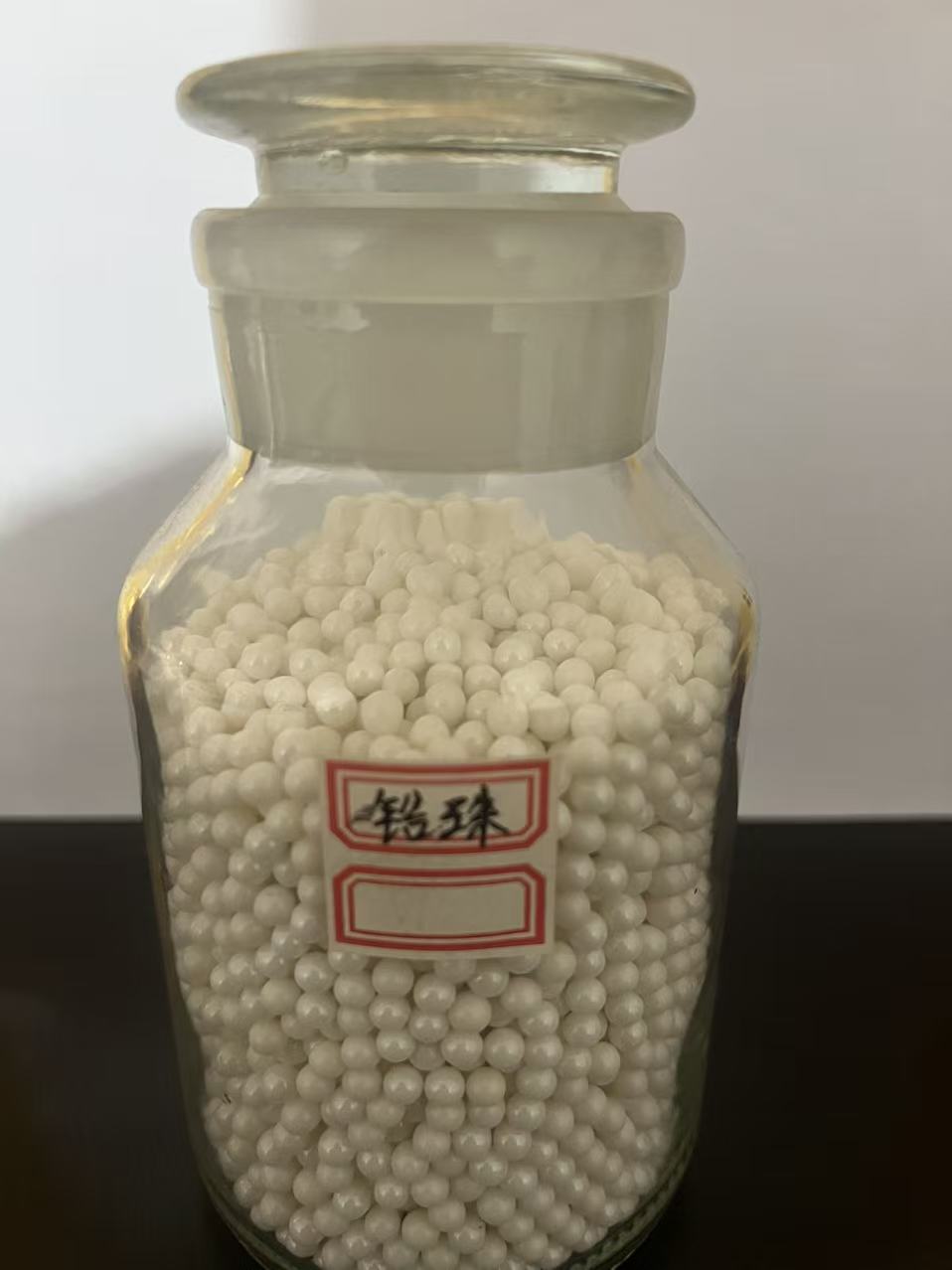 99含量锆铝复合球 工厂实拍
